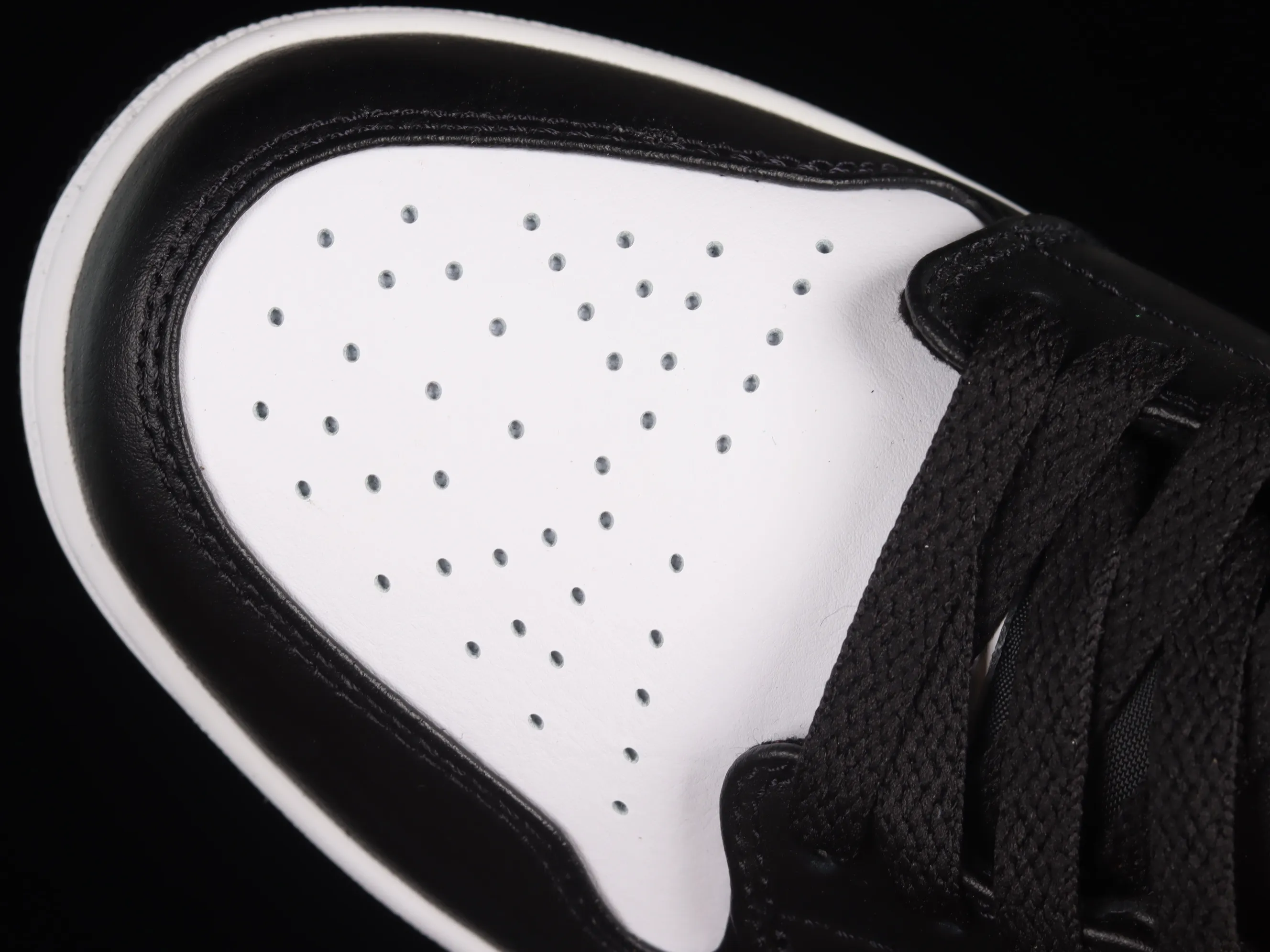 All categories Air Jordan Jordan series basketball shoes Air Jordan 1 Low G version pure original Air Jordan 1 Low "White Toe" AJ1 Joe 1 small black red toe low-top basketball shoes 553558-063